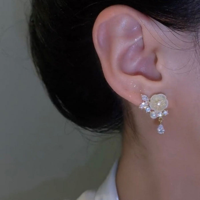 Fashion French Pearl Flower Earrings For Women